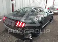 2015 Ford MUSTANG photo