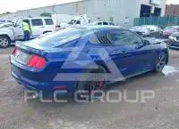 2015 Ford MUSTANG photo