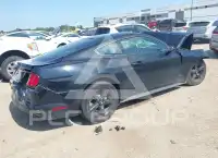 2015 Ford MUSTANG фото