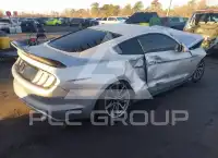 2015 Ford MUSTANG фото