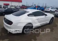 2015 Ford MUSTANG фото