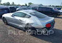 2015 Ford MUSTANG photo
