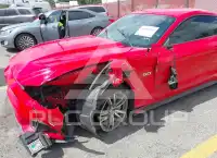 2015 Ford MUSTANG фото