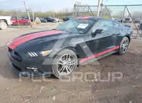 2015 Ford MUSTANG фото