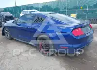 2015 Ford MUSTANG photo
