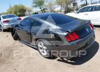 2015 Ford MUSTANG photo