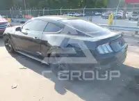 2015 Ford MUSTANG photo