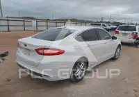 2015 Ford FUSION фото