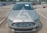 2015 Ford FUSION фото