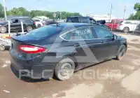 2015 Ford FUSION photo