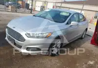 2015 Ford FUSION фото