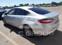 2015 Ford FUSION фото