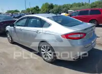 2015 Ford FUSION фото