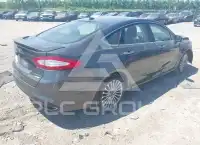 2015 Ford FUSION фото