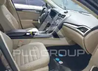 2015 Ford FUSION photo
