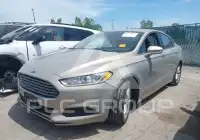 2015 Ford FUSION photo