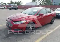 2015 Ford FUSION фото