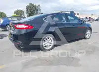 2015 Ford FUSION photo