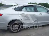 2015 Ford FUSION фото