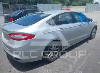 2015 Ford FUSION photo