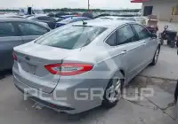 2015 Ford FUSION фото