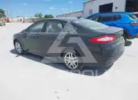 2015 Ford FUSION фото