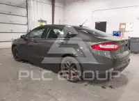 2015 Ford FUSION photo