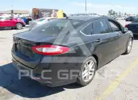 2015 Ford FUSION фото