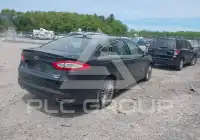 2015 Ford FUSION фото