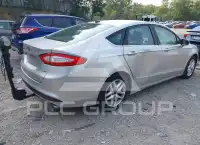 2015 Ford FUSION photo
