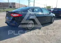 2015 Ford FUSION photo