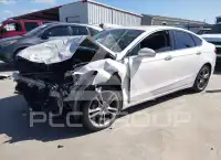 2015 Ford FUSION фото