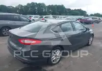 2015 Ford FUSION фото