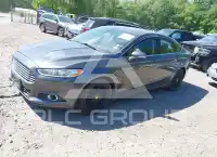 2015 Ford FUSION фото