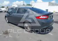 2015 Ford FUSION фото