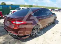 2015 Ford FUSION photo