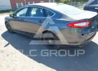 2015 Ford FUSION фото