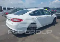 2015 Ford FUSION photo
