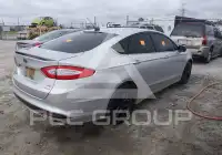 2015 Ford FUSION фото