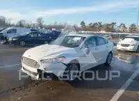 2015 Ford FUSION фото