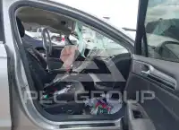 2015 Ford FUSION фото
