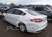 2015 Ford FUSION фото