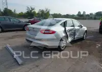 2015 Ford FUSION фото