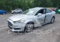 2015 Ford FUSION фото