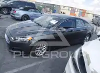 2015 Ford FUSION фото