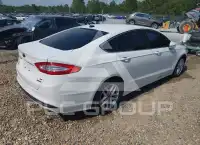 2015 Ford FUSION photo