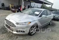2015 Ford FUSION фото