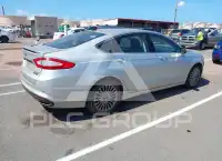 2015 Ford FUSION фото