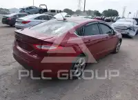 2015 Ford FUSION фото