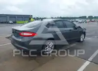 2015 Ford FUSION фото